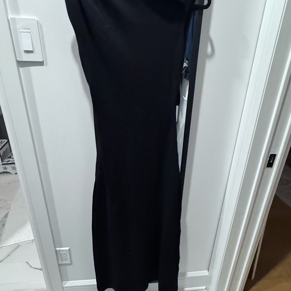 Lioness black ruched dress - Picture 6 of 6